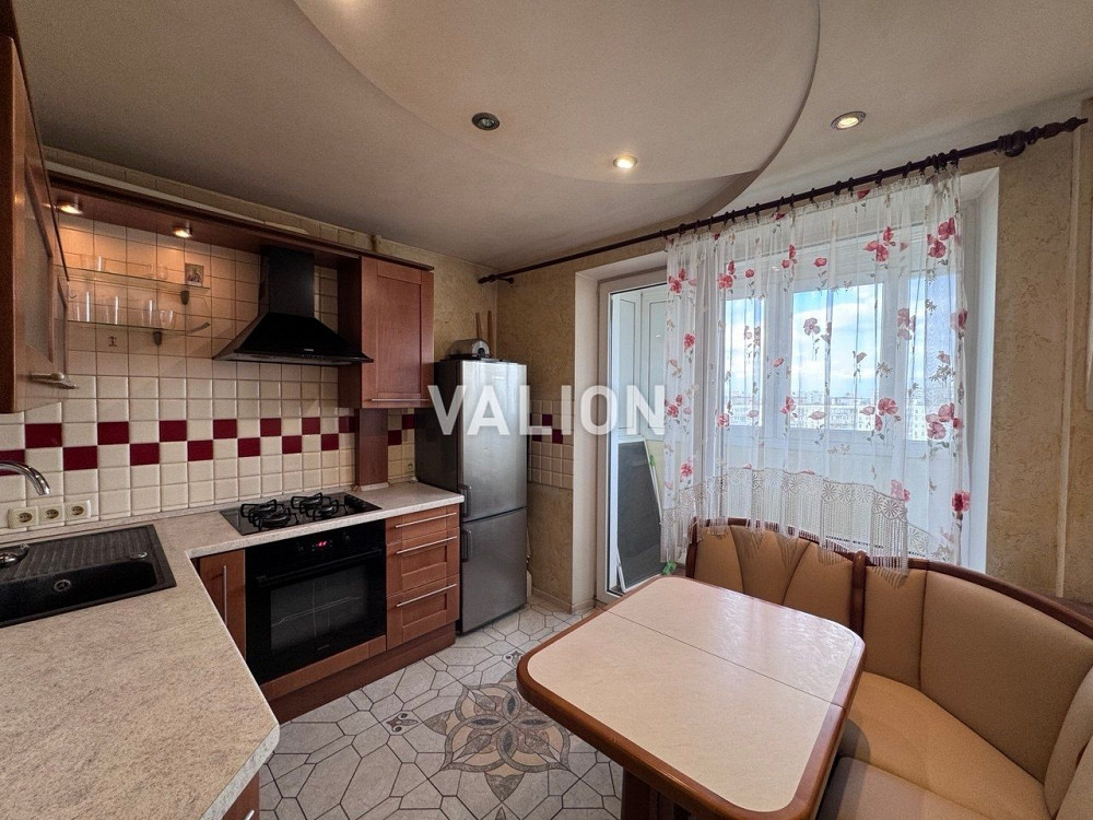 Продаж 2кімнатної квартири з ремонтом, метро Дарниця Київ - зображення 1