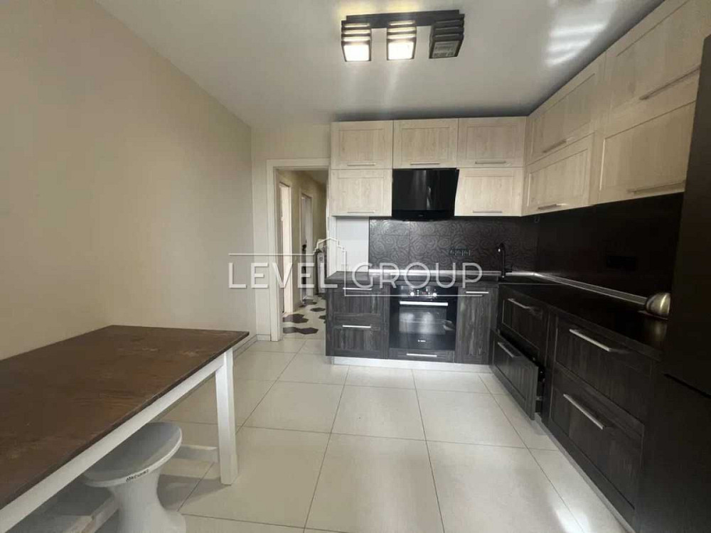 Продам 3 кімн. квартиру 75м2. Голосіївській р-н, Конча-Заспа, Матикіна Київ - зображення 1