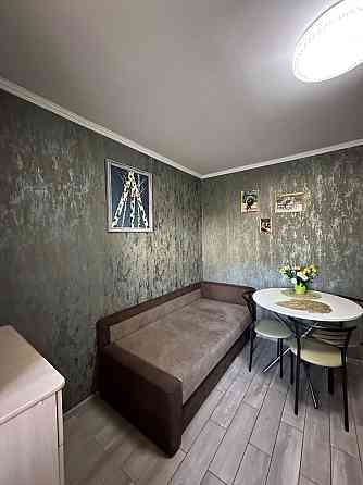 Двокімнатна з ремонтом у центрі міста! Три балкони! 75 м2. Мін.податки Ирпень