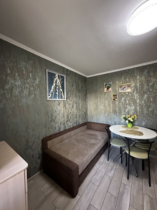 Двокімнатна з ремонтом у центрі міста! Три балкони! 75 м2. Мін.податки Ирпень - изображение 4