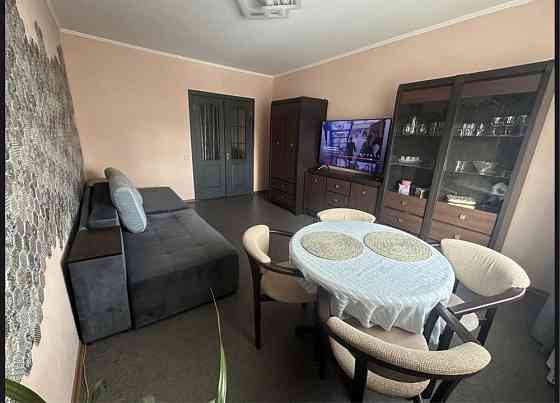 Продам 3 ком. чешку на Победа 4, пр. Героев Днепр