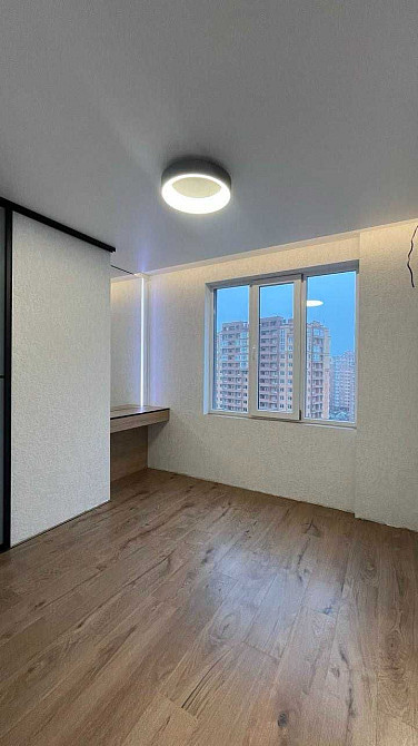 Квартира з шикарним ремонтом в районі Центрального парку Ирпень - изображение 3