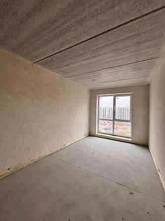 Трикімнатна квартира поруч парку та озера готова до ремонту Ивано-Франковск