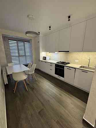 Сучасна квартира на Щасливому Ровно