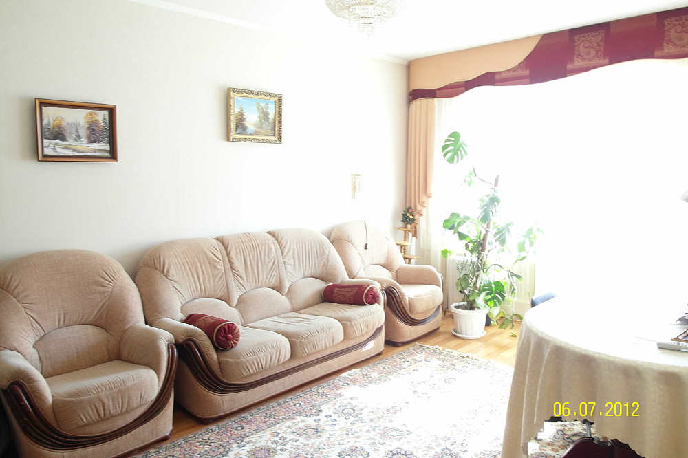 Продам 3-ёх комнатную кв-ру в начале Троещины, просп. Маяковского,5. Київ - зображення 1