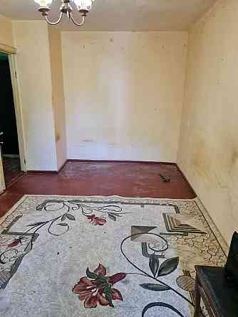 Продам 1 кімн. квартиру на Молодіжному . 3/5 цегл. 13500 Кременчуг