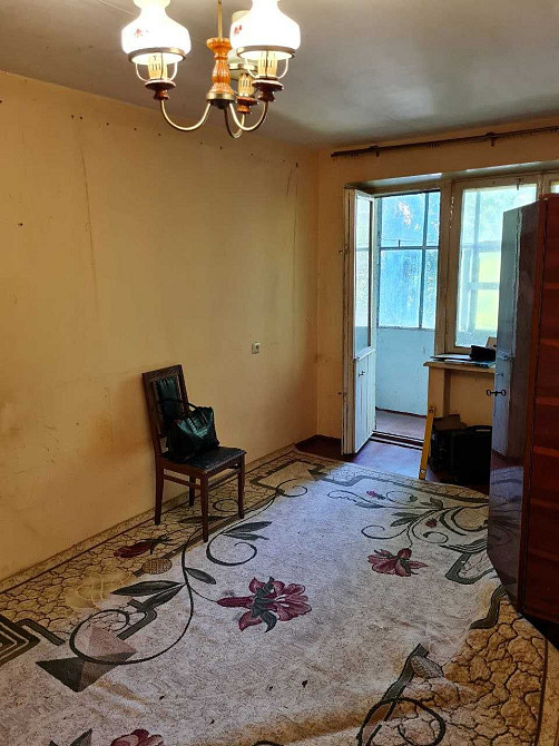 Продам 1 кімн. квартиру на Молодіжному . 3/5 цегл. 13500 Кременчуг - изображение 1