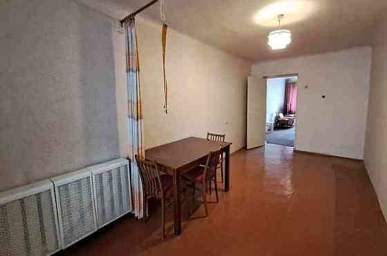 Терміново! Продам 3 кімнатну на Зарічанській Хмельницький