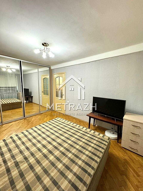 Простора 3к квартира вул. Миколи Кибальчича 10 Київ - зображення 1