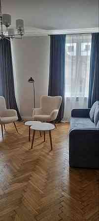 Оренда 2-кімн. квартири, центр, вул. Дорошенка + паркінг Львов