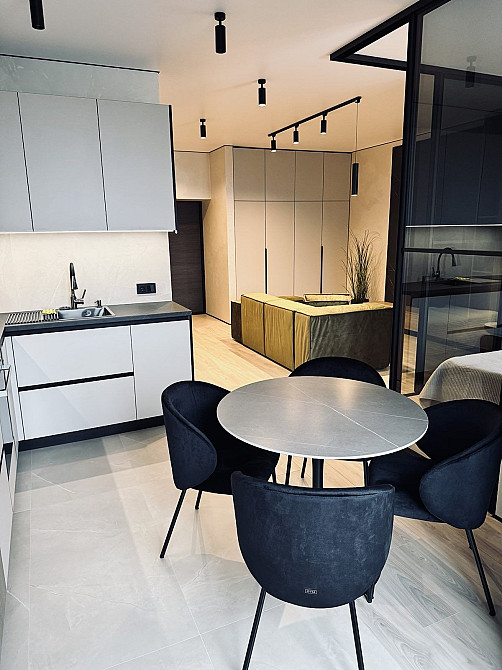 Здам неймовірну квартиру в новобудові бізнес класу Житомир - зображення 1