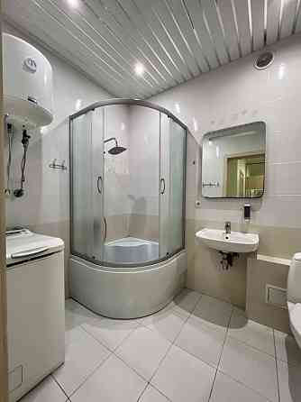 Скрипника М. Патріарха (Островського М.), 48а, ЖК Олександрія. Київ