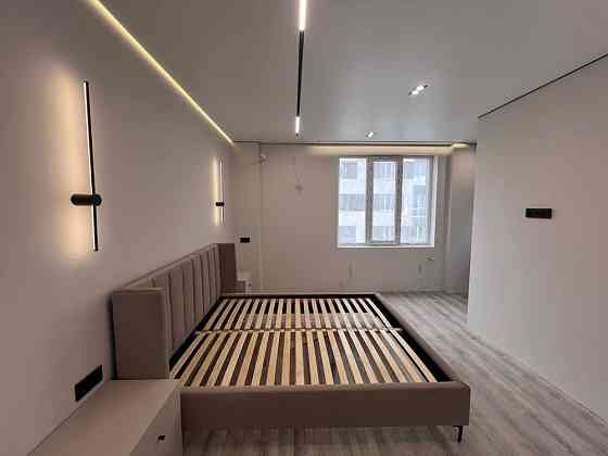 Продам двокімнатну квартиру з ремонтом Центральний парк Ирпень