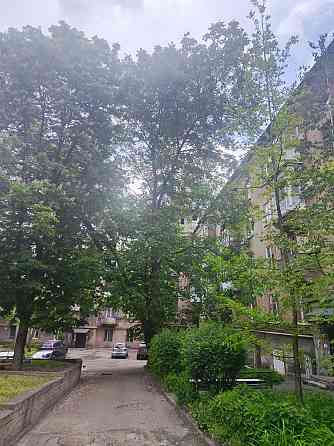 Продам 2-х кмн квартиру центр пр. Свободы Каменское (Запорожская обл.)