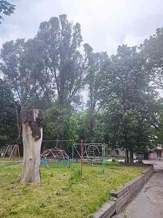 Продам 2-х кмн квартиру центр пр. Свободы Каменское (Запорожская обл.)