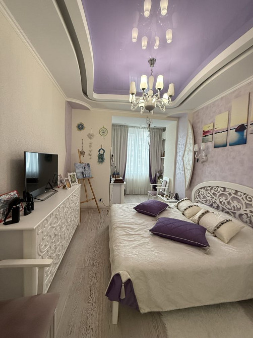 Продам большую красивую двухкомнатную на Таирова Одеса - зображення 1