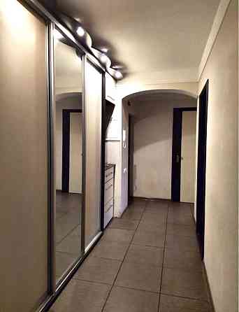 Продается 3 ком кв в Хортицком р-не по ул Инженера Преображенского Запорожье