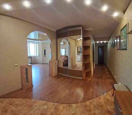 Здам 3 к.кв. вул.Грушевського буд.11 здається вперше р-н Парку Бровары