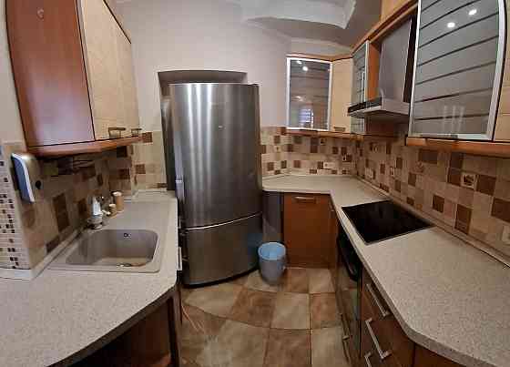 Здам 3 к.кв. вул.Грушевського буд.11 здається вперше р-н Парку Бровары