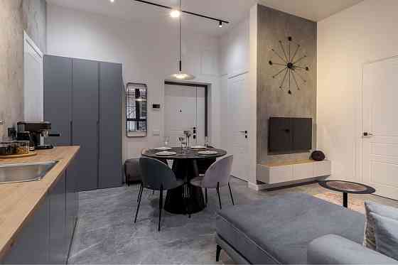 Апартаменти Коперника (Потоцьких) 2спальні комуналка включена в ціну Львов