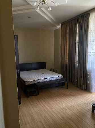 Сдается 5-и комнатная квартира Київ