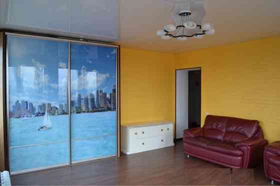 Простора 3-кімнатна квартира Хмельницький