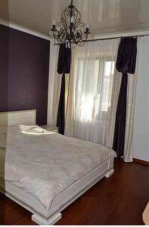 Простора 3-кімнатна квартира Хмельницький