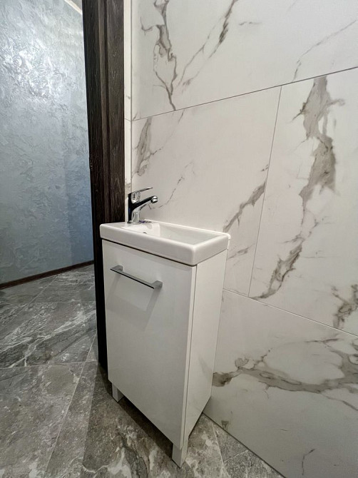 Продаж квартири , район Бам . Тернополь - изображение 1