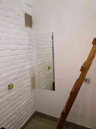 Креативна квартира-студіо в тихому центрі (LEOLEND) Львів