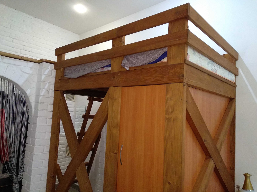 Креативна квартира-студіо в тихому центрі (LEOLEND) Львів - зображення 7