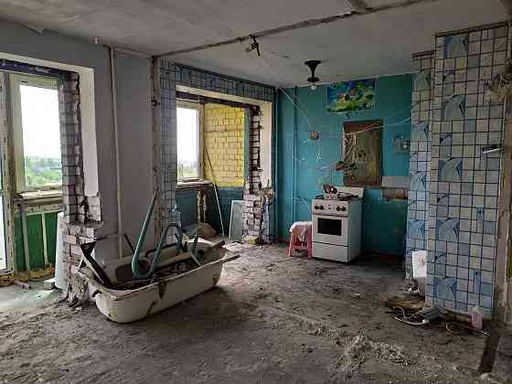 Продається велика 1-кім квартира студія,в Хортицькому мер.Ціна 15000уе Запорожье