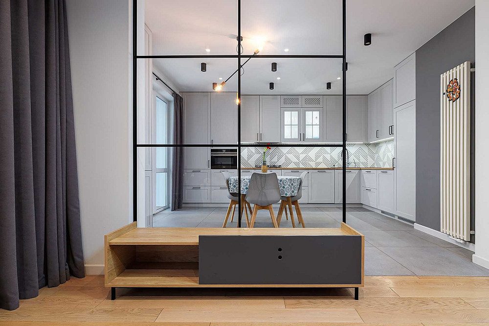 Оренда сучасної 2-х рівневої квартири із 3 спальнями, вул.Угорська 12 Львов - изображение 1