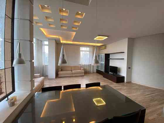 Біля метро КПІ, вул. Провіантська, 3! м. Політехнічний інститут Київ