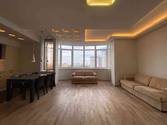 Біля метро КПІ, вул. Провіантська, 3! м. Політехнічний інститут Київ