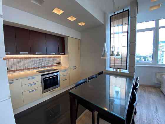 Біля метро КПІ, вул. Провіантська, 3! м. Політехнічний інститут Київ