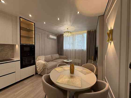 Новопечерська  Вежа 52м2 Печерськ Центр Липки Київ