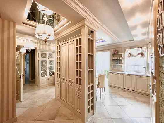 Оренда неймовірної 3к квартири + кухня - вітальня по вулиці ЩЕПОВА Львов