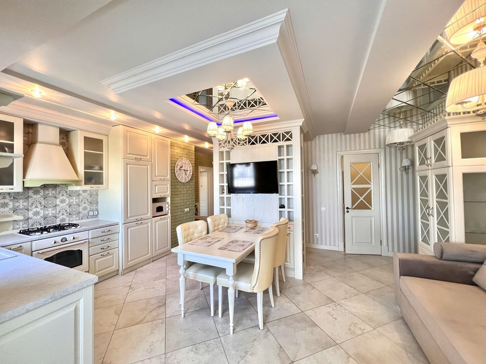 Оренда неймовірної 3к квартири + кухня - вітальня по вулиці ЩЕПОВА Львов - изображение 1