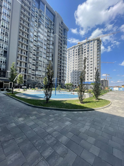 Видовий пентхаус з власною терасою  в ЖК «Гранд Бурже» Буча - изображение 1