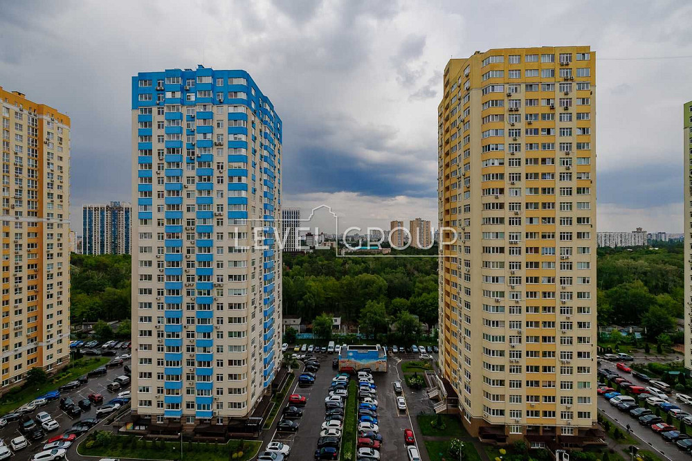 2 кім 72 м.кв. в ЖК Паркові озера вул. Воскресенська 16Б Київ - зображення 1