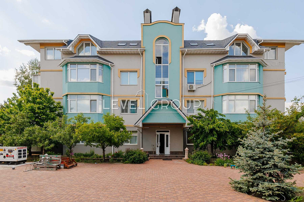 Продам 2-х к кв с. Гатне вул. Зелена 27 метро Теремки Голосіївський Гатне - зображення 1