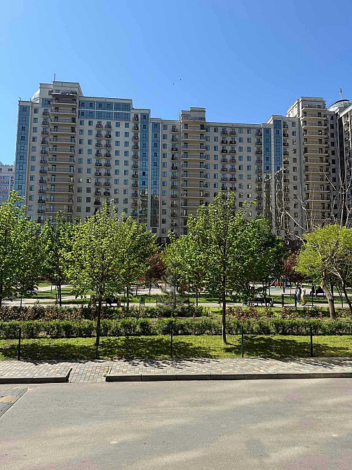 Продам евродвушку Жемчужина \ жм Таирова Лиманка - зображення 1