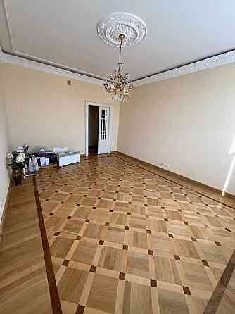 Оренда 3-кімнатної квартири 120м2 по вул. Тарнавського ЦЕНТР МІСТА Львов