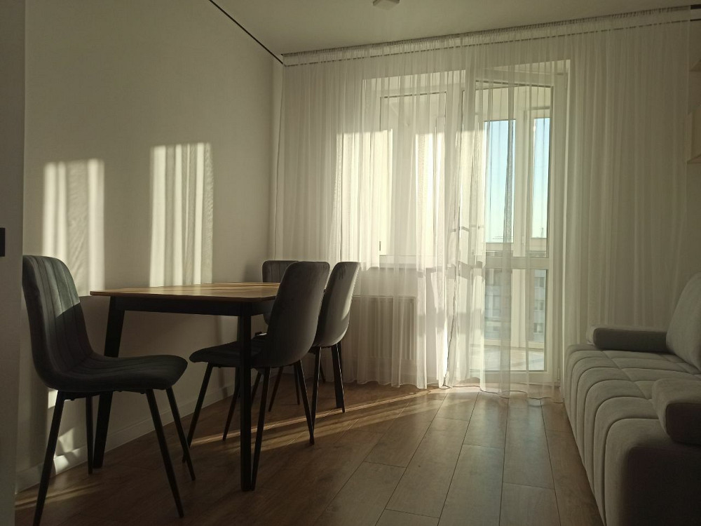 Оренда сучасної 1-кімнатної  квартири в ЖК Family City, р-н Ювілейний. Рівне - зображення 1