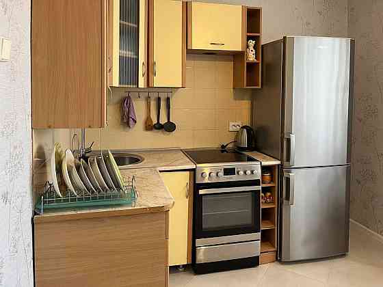 Здається в оренду 1-кімн. квартира на Позняках – на вул. Урлівська, 16 Київ