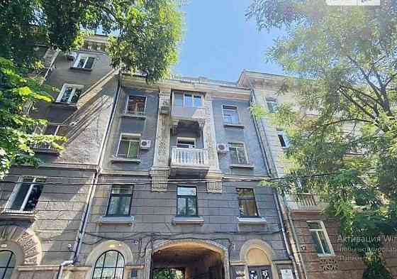 Квартира в ЦЕНТРЕ Сталинка Комфортный этаж Одеса