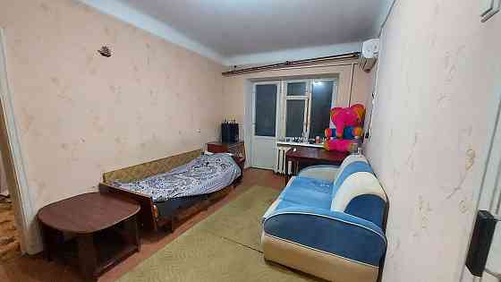 Продам 2-к квартиру в центре города возле парка Шевченко. Днепр