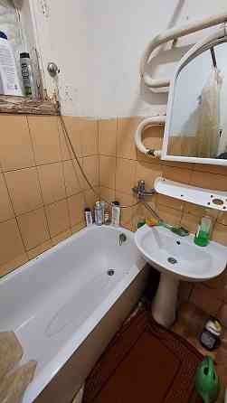 Продам 2-к квартиру в центре города возле парка Шевченко. Днепр