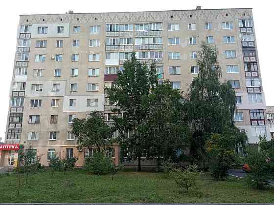 Продається 2 - х кімнатна квартира у центрі міста(біля льонокомбінату) Шепетівка