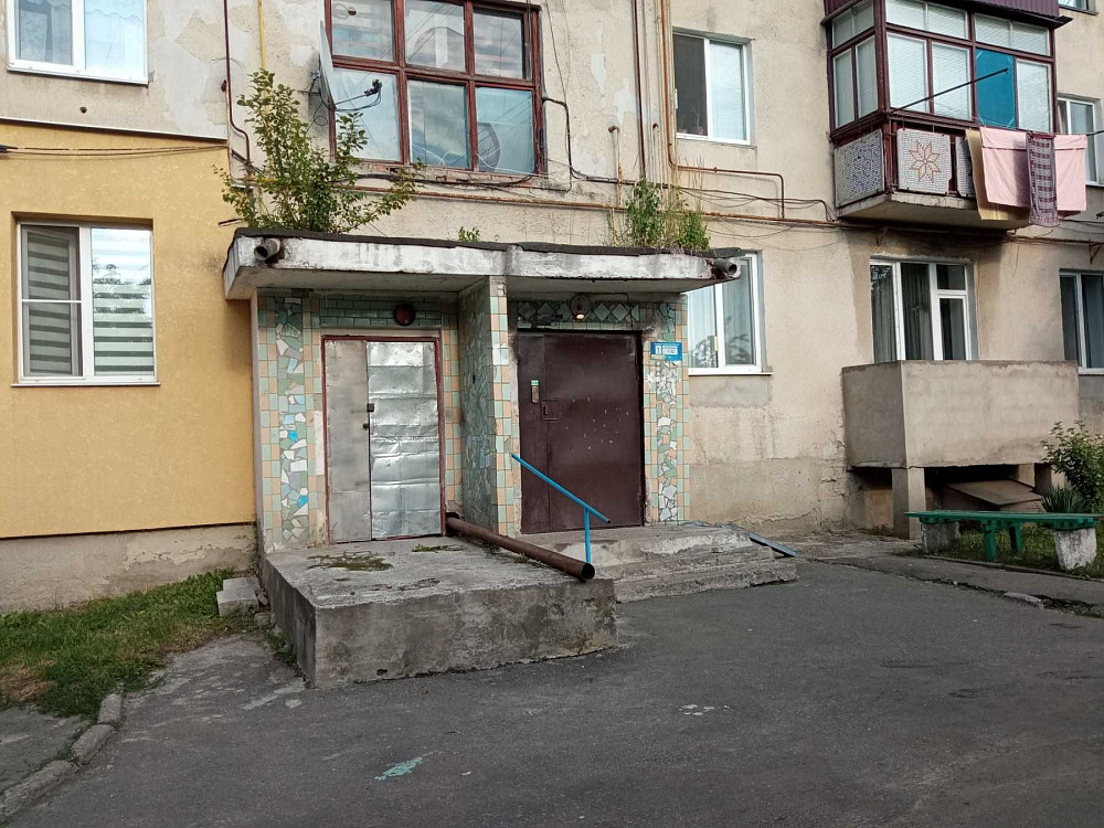 Продається 2 - х кімнатна квартира у центрі міста(біля льонокомбінату) Шепетовка - изображение 3